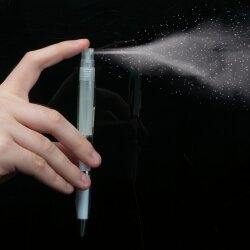 Kugelschreiber Sprayfunktion Desinfektionsspender Kuli...