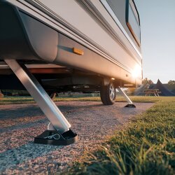Stützplatten Wohnwagen 4er Set 180x140 mm Stützfußplatten Unterlegplatten für Caravan Wohnmobil Campinganhänger Kunststoff mit Sicherungsstift
