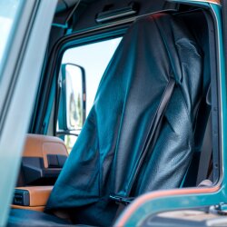 2 x LKW Sitzbezug Kunstleder - mit großzügige Kopfstützenabdeckung - Schonbezug mit Gurtschlitz - Kompatibel für Wohnmobil Ducato Camper Hymer