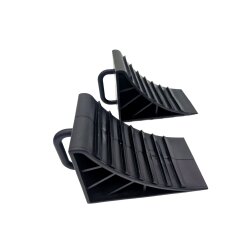 PKW Anhänger Zubehör – 2x stabile Unterlegkeile ca. 14,8 x 9,5 x 7 cm, Griffbreite 7 cm, Tiefe 3 cm – robuste Wohnmobilausstattung, Keile Anhänger bis 4000 kg, kompakt, leicht, universell