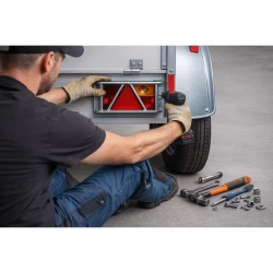 Lampenschutzgitter für Anhänger 2er Set aus Stahl verzinkt 270 × 132 × 68 mm Rücklichtschutz für PKW Anhänger Wohnwagen Schraubmontage